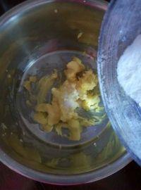 蛋白薄脆饼的做法步骤1