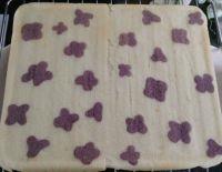 彩绘紫薯芒果蛋糕卷的做法步骤12