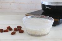 桂圆粳米粥的做法步骤1