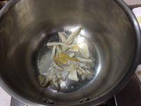沙虫汤浸水东芥菜的做法步骤3