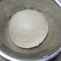 日式牛奶面包的做法步骤3